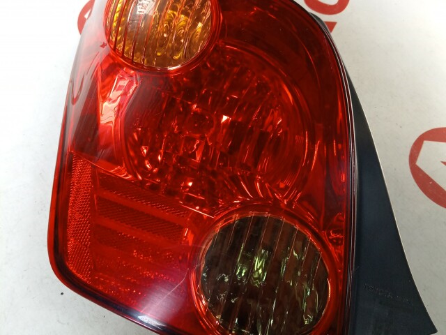 Стоп TOYOTA Ist 