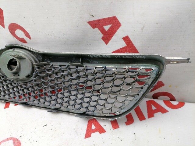 Решетка радиатора TOYOTA Corolla Fielder 