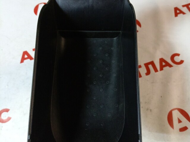 Подлокотник RENAULT Duster 