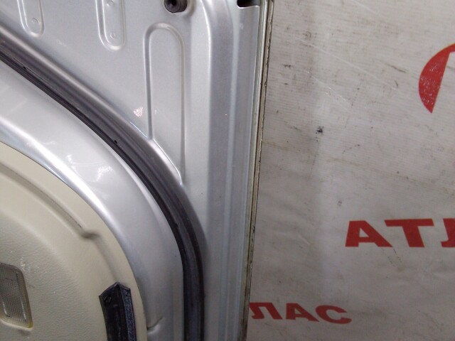 Дверь TOYOTA Avensis 