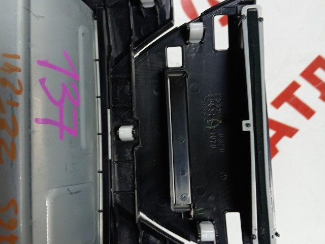 Консоль TOYOTA Caldina 