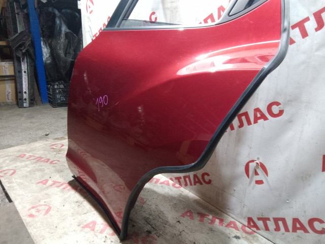 Дверь NISSAN Juke 