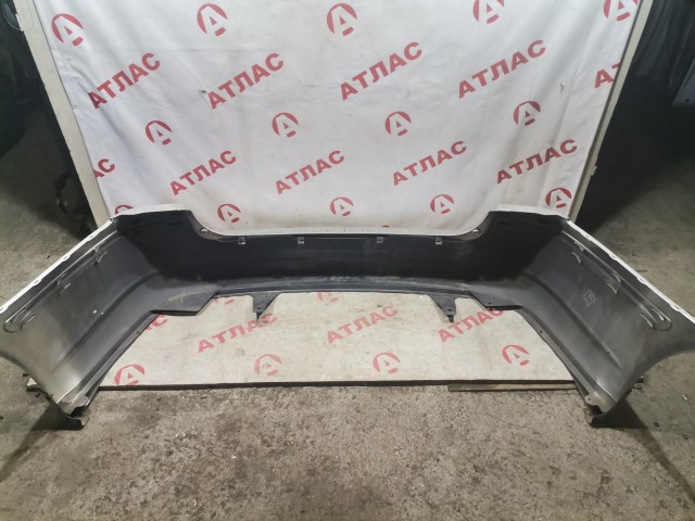 Бампер задний TOYOTA Avensis 