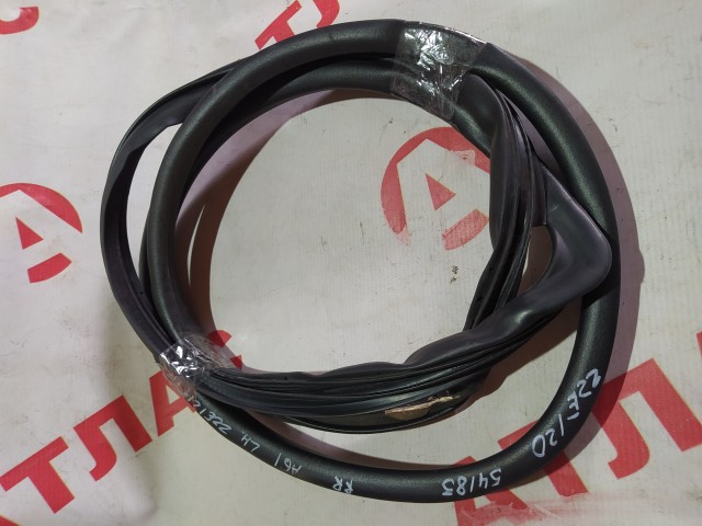 Уплотнитель TOYOTA Corolla 