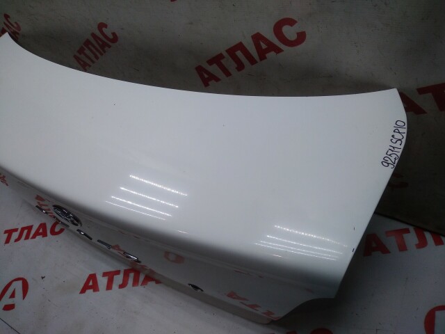 Крышка багажника TOYOTA Platz 