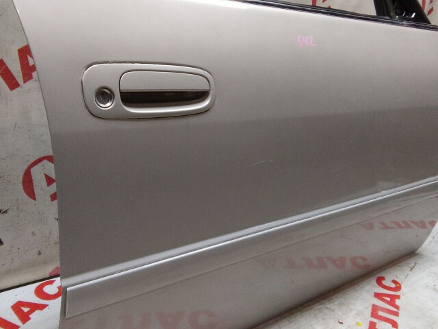 Дверь TOYOTA Corolla 