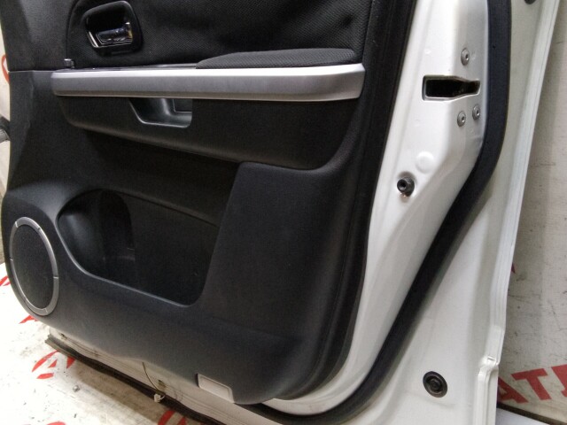 Дверь SUZUKI Escudo 