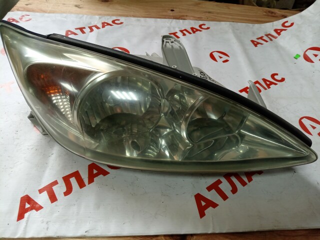 Фара TOYOTA Camry 