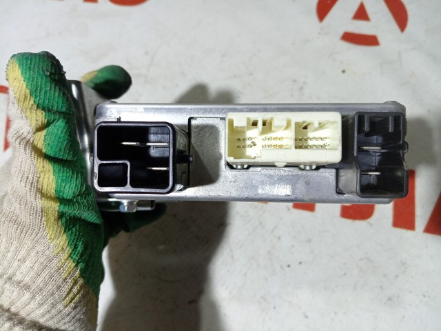 Блок управления рулевой рейкой TOYOTA RAV4 