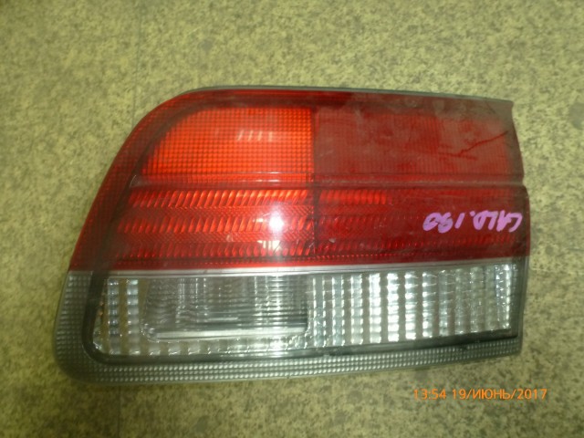 Вставка багажника TOYOTA Caldina 