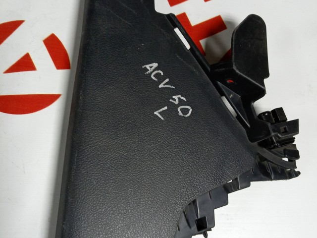 Накладка TOYOTA Camry 