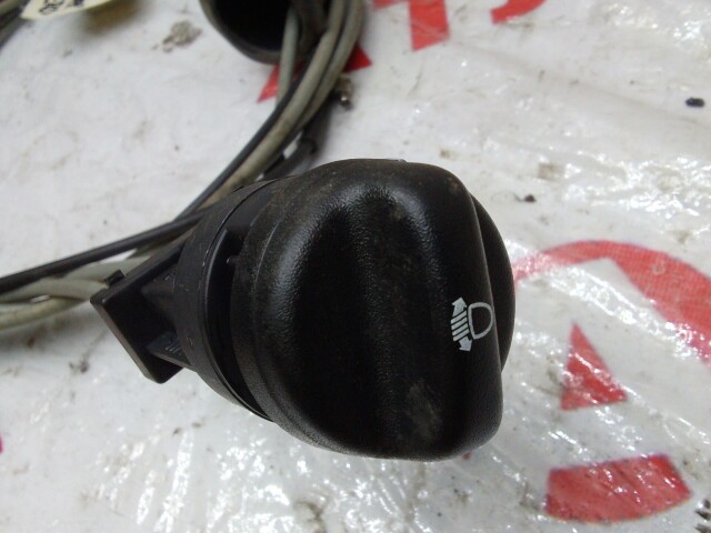 Трос капота RENAULT Sandero Stepway 