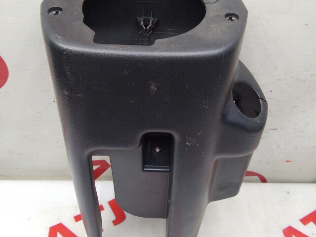 Кожух рулевой колонки TOYOTA Corolla 