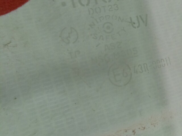 Стекло TOYOTA Corolla 