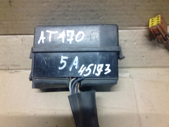 Блок предохранителей TOYOTA Carina 5A-FE