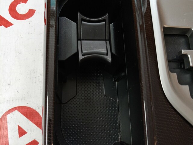 Накладка TOYOTA Camry 