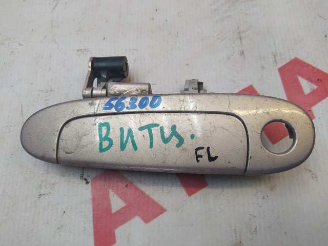 Ручка двери TOYOTA Vitz 