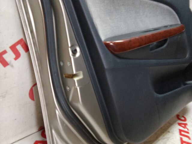 Дверь HONDA Stream 