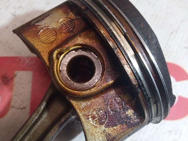 Поршень TOYOTA RAV4 3ZR-FAE