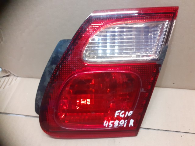 Вставка багажника NISSAN Bluebird Sylphy 