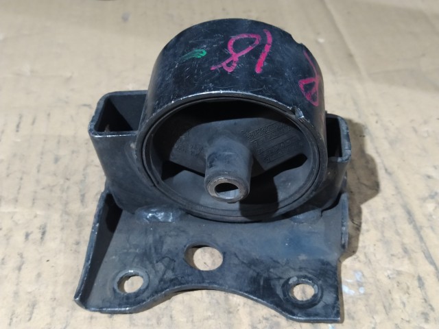 Подушка ДВС NISSAN Primera SR18