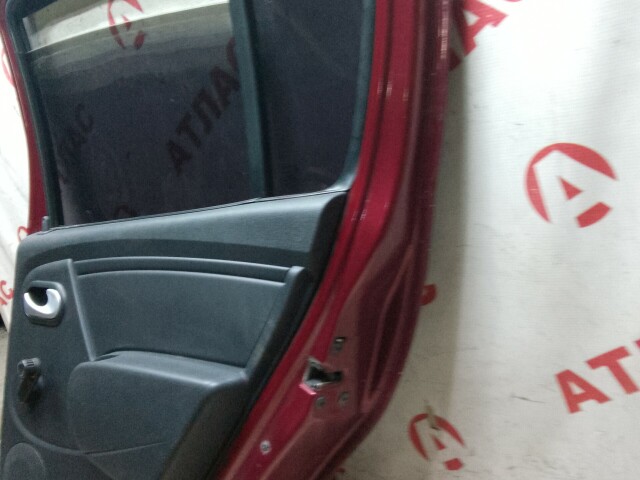 Дверь RENAULT Sandero Stepway 