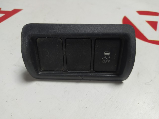 Накладка TOYOTA Camry 