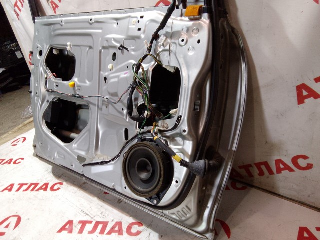 Дверь TOYOTA Avensis 