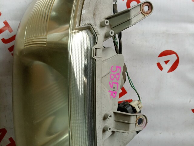 Фара TOYOTA Succeed 
