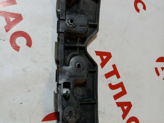 Крепление бампера RENAULT Duster 