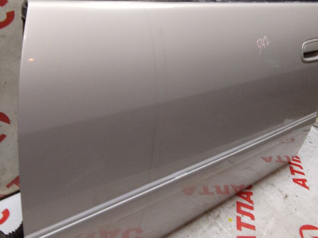 Дверь TOYOTA Corolla 