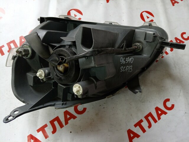 Фара TOYOTA Vitz 