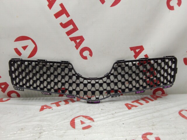 Решетка радиатора TOYOTA Vitz 