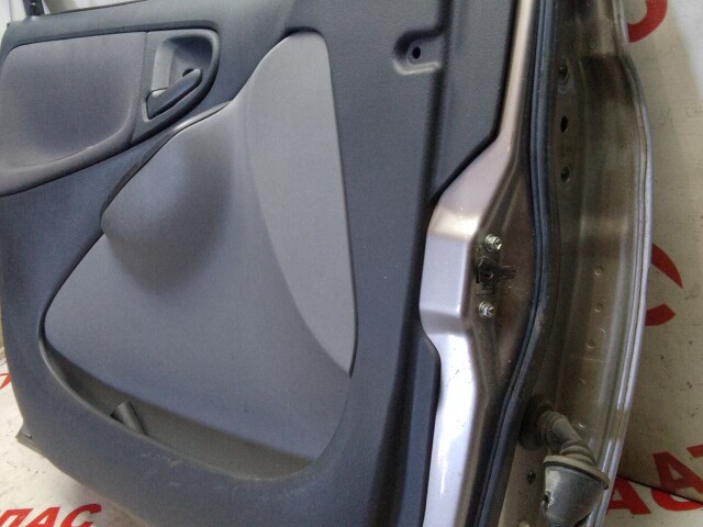 Дверь TOYOTA Vitz 