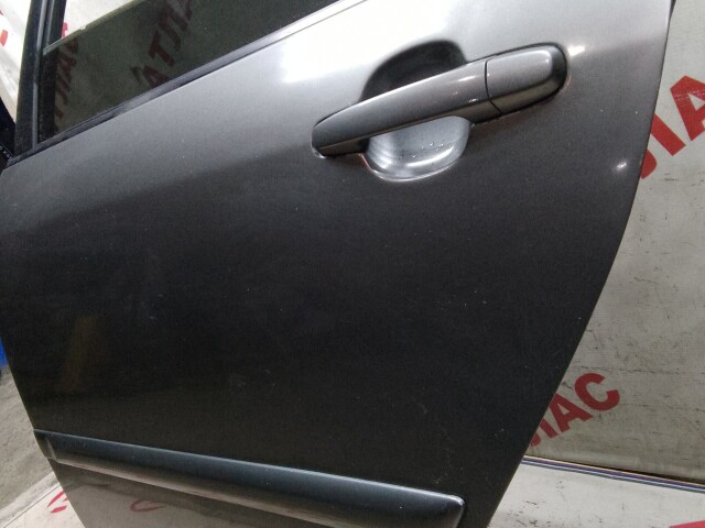 Дверь TOYOTA Corolla 