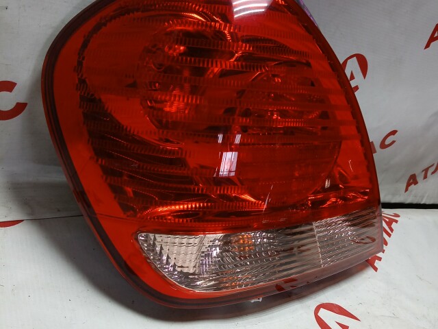 Стоп NISSAN Bluebird Sylphy 