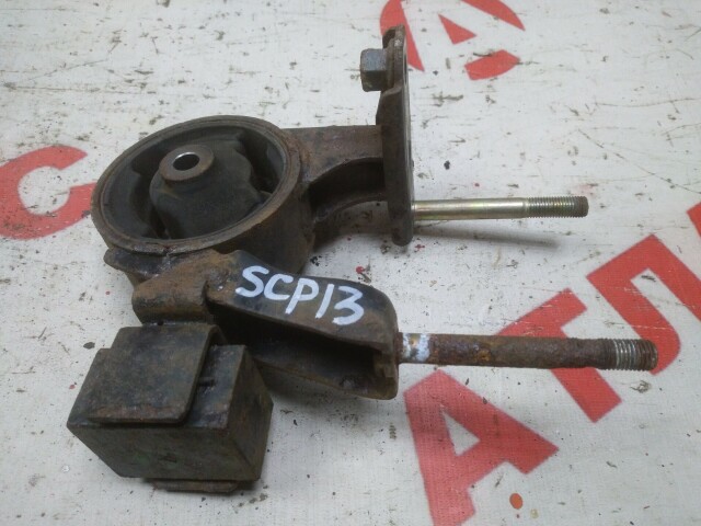 Подушка ДВС TOYOTA Vitz 2SZ-FE