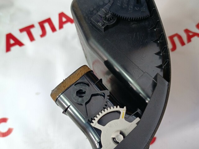 Бардачок TOYOTA Avensis 