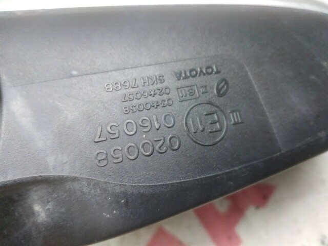 Зеркало TOYOTA Avensis 