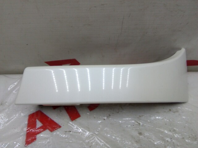 Планка под стоп NISSAN Bluebird Sylphy 