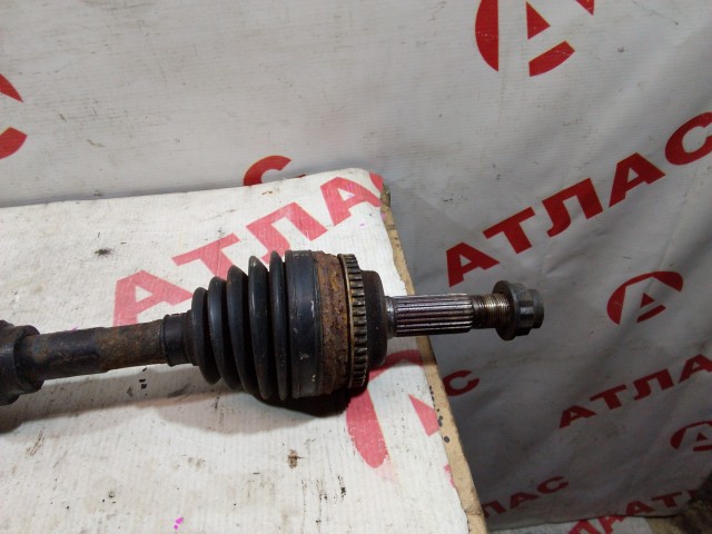 Привод длинный TOYOTA Ist 
