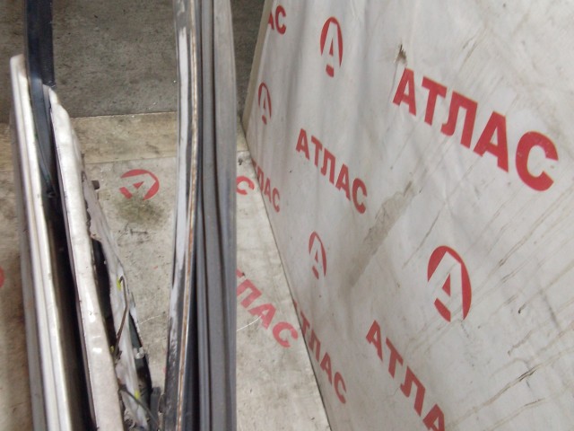 Дверь TOYOTA Carina 