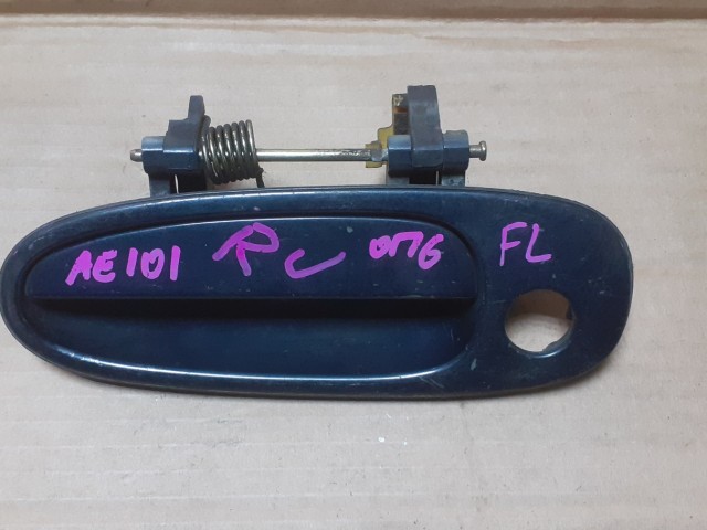 Ручка двери TOYOTA Corolla 