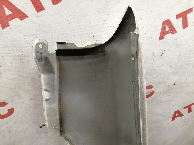 Крыло NISSAN AD 