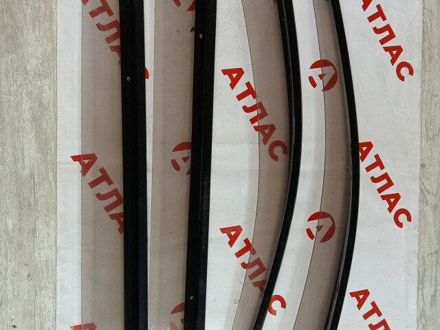 Ветровик TOYOTA Corolla Fielder 