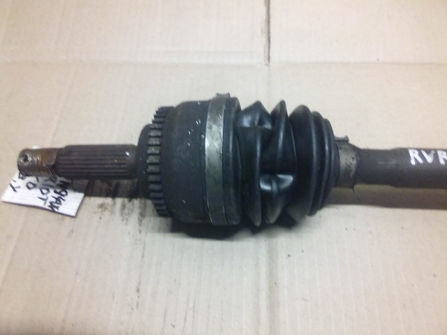 Привод длинный MITSUBISHI Chariot Grandis 