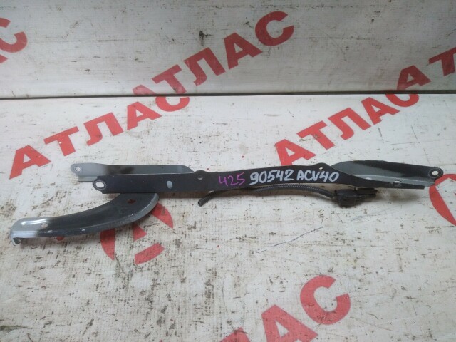 Кронштейн замка капота TOYOTA Camry 