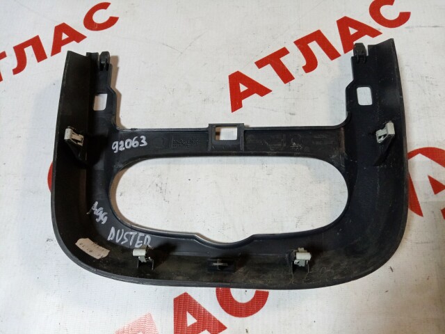 Накладка RENAULT Duster 