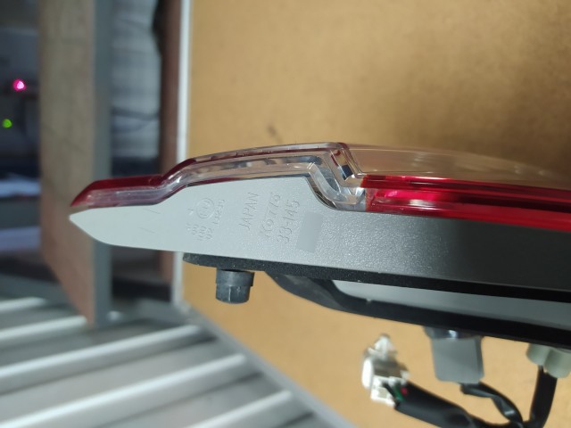 Вставка багажника TOYOTA Camry 