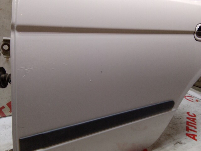 Дверь NISSAN Sunny 